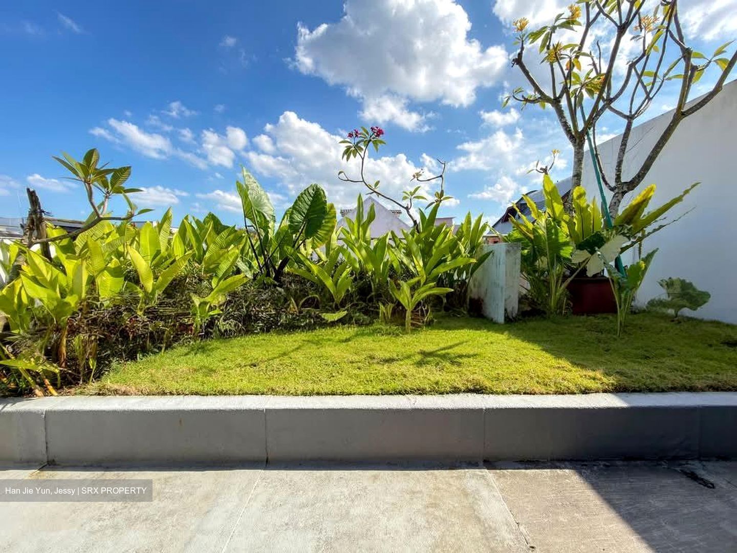 Seletar Hills Estate (D28), Terrace #585355661